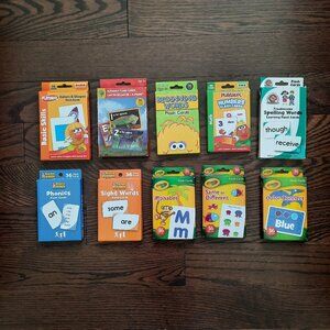 Set of 10 educational flash cards